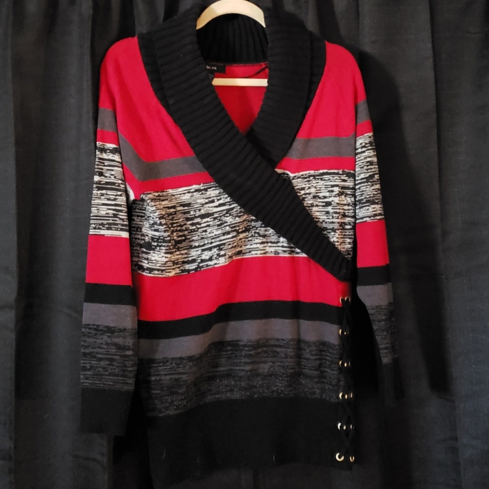 Long sleeve sweater